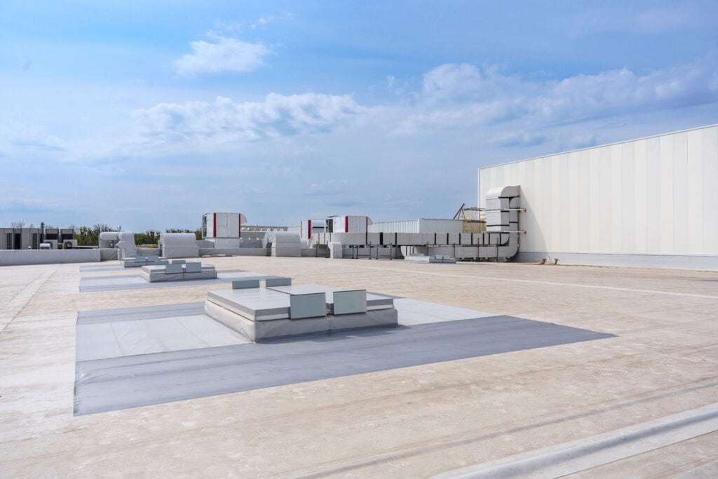 commercial flat roofing photo